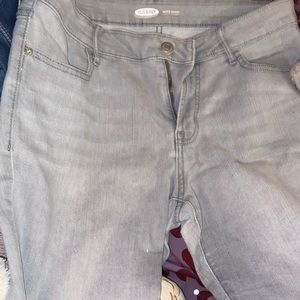 Old navy, super skinny gray jeans.